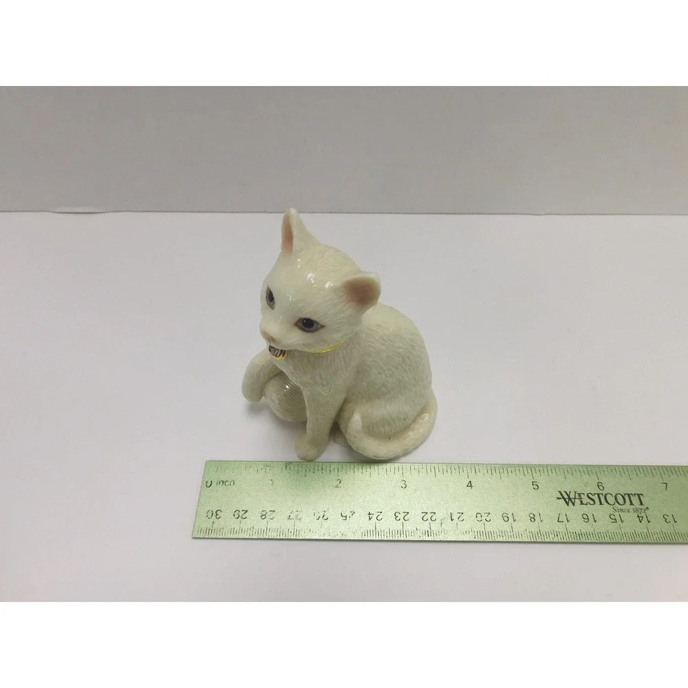 Two Lenox Figurines Cocker-Spaniel w/ Gem Collar & Cat w/Gem Collar DW799